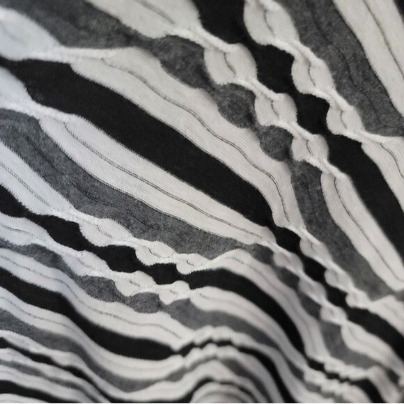 Dana Buchman Grey White Black Textured Geometric Striped Open Front Cardigan - Picture 7 of 7